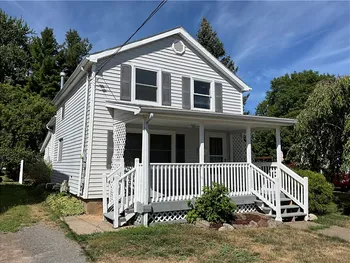 Property at 17 Caroline Street, Albion, NY 14411