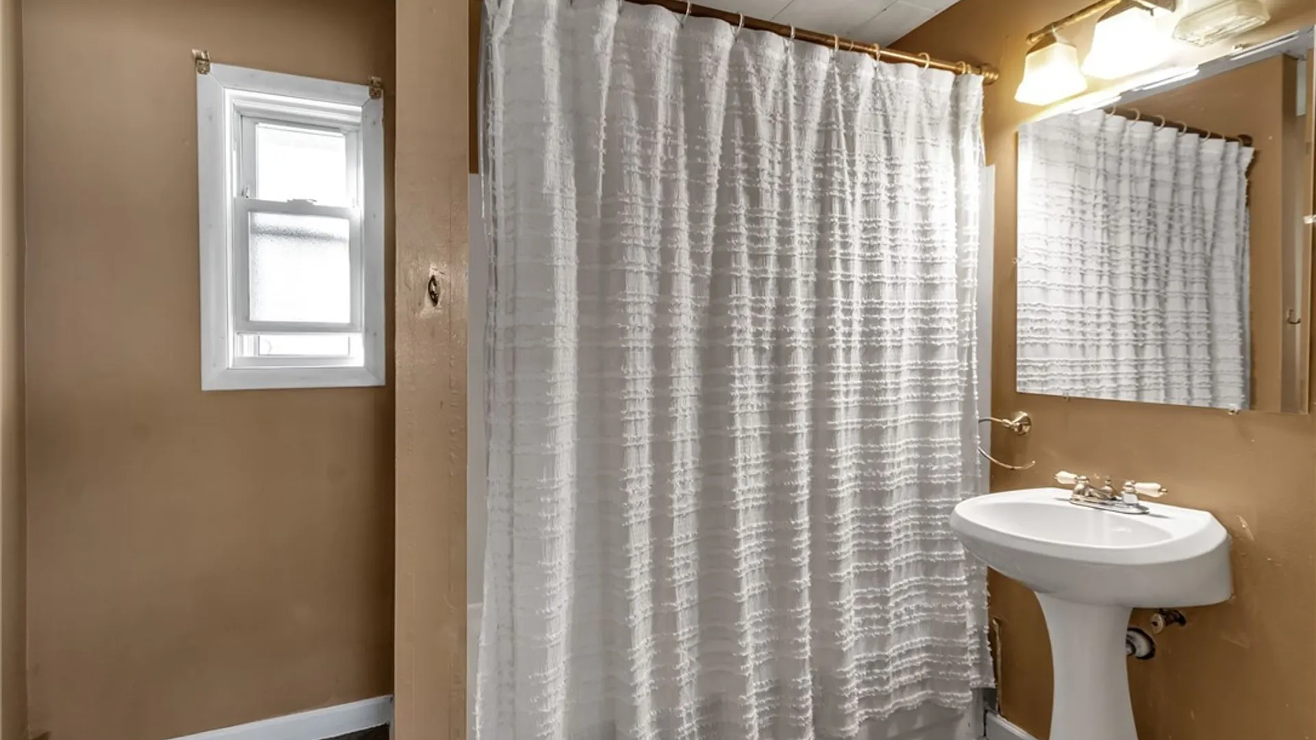 Property at 210 Young Street, Tonawanda, NY 14150 12