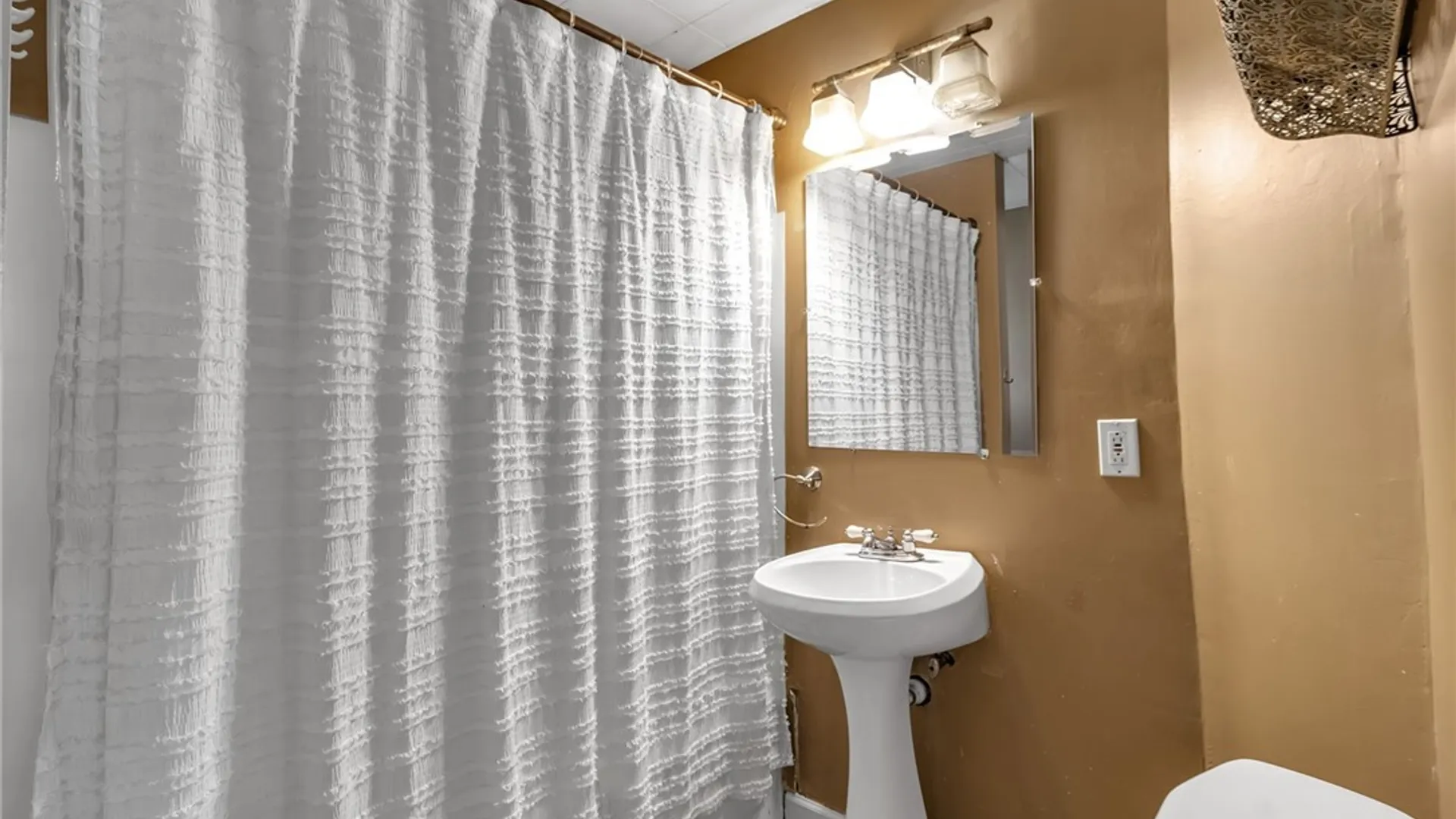 Property at 210 Young Street, Tonawanda, NY 14150 13