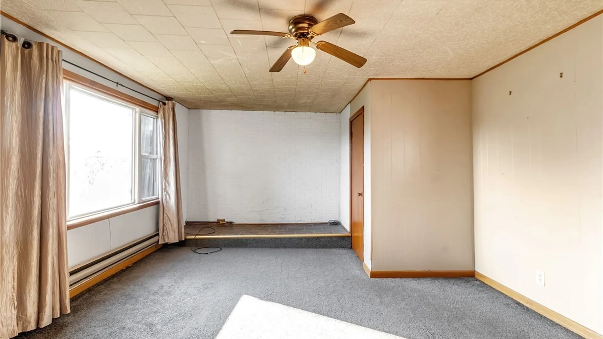 Property at 210 Young Street, Tonawanda, NY 14150 14