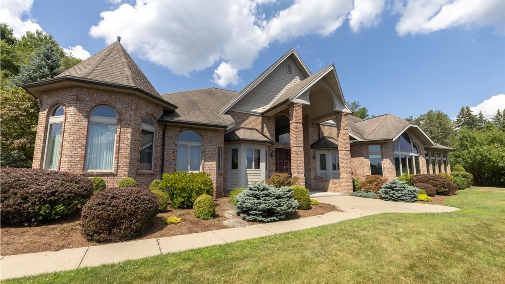 Property at 186 Hillcrest Road, Elmira, NY 14903 3