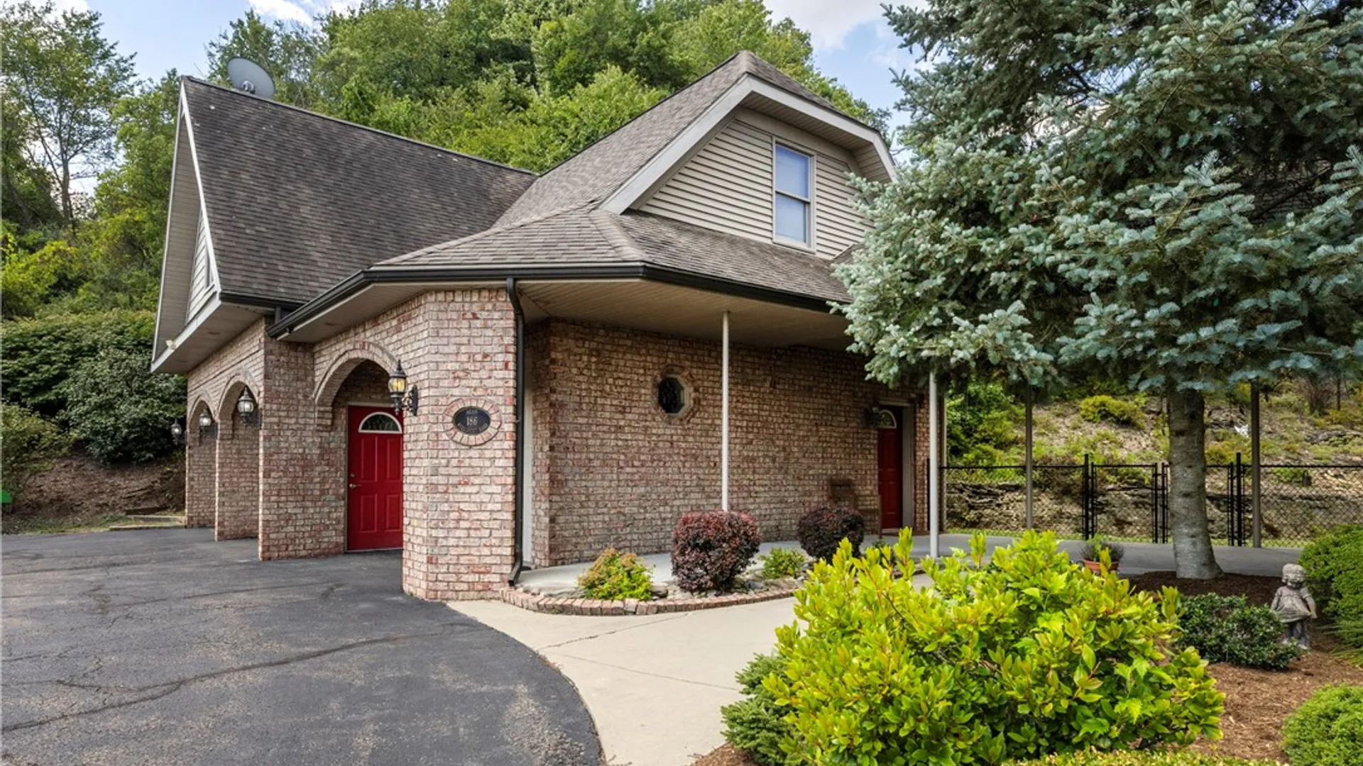 Property at 186 Hillcrest Road, Elmira, NY 14903 5