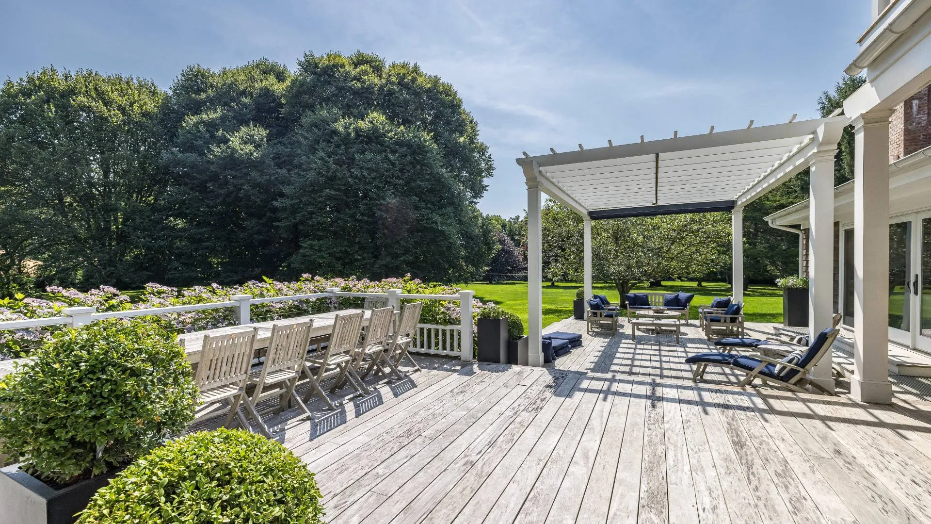 Property at 19 Roberts Lane, East Hampton, NY 11937 7