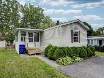 Property at 267 Sunset Drive, Clarendon, NY 14470
