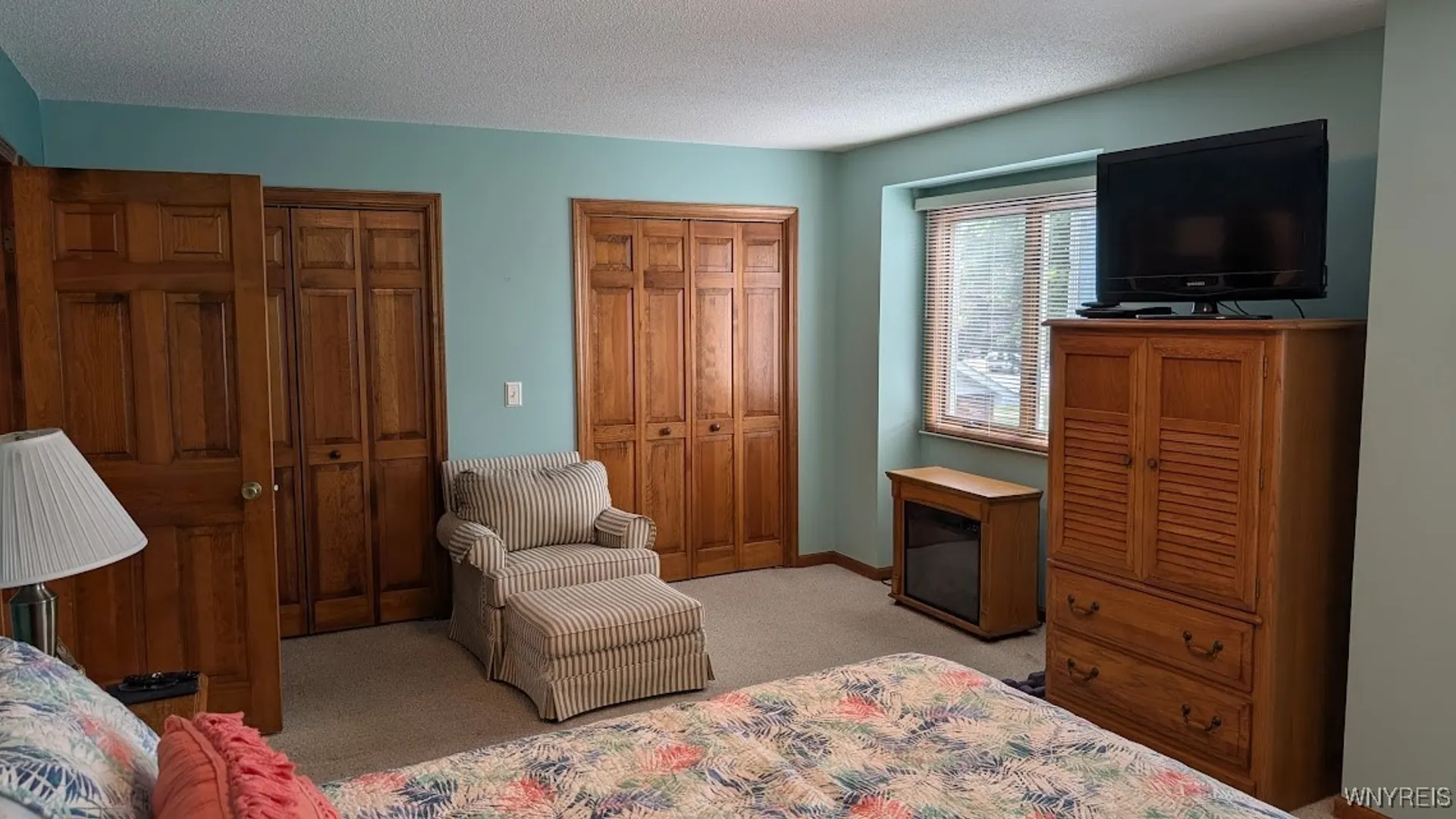 Property at 165 Niagara Shore Drive, Tonawanda, NY 14150 18