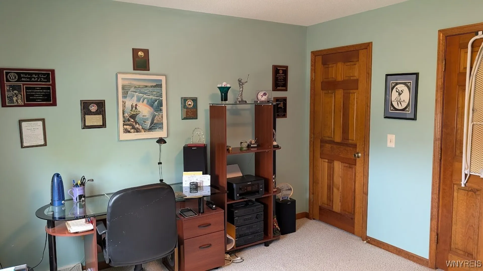 Property at 165 Niagara Shore Drive, Tonawanda, NY 14150 21