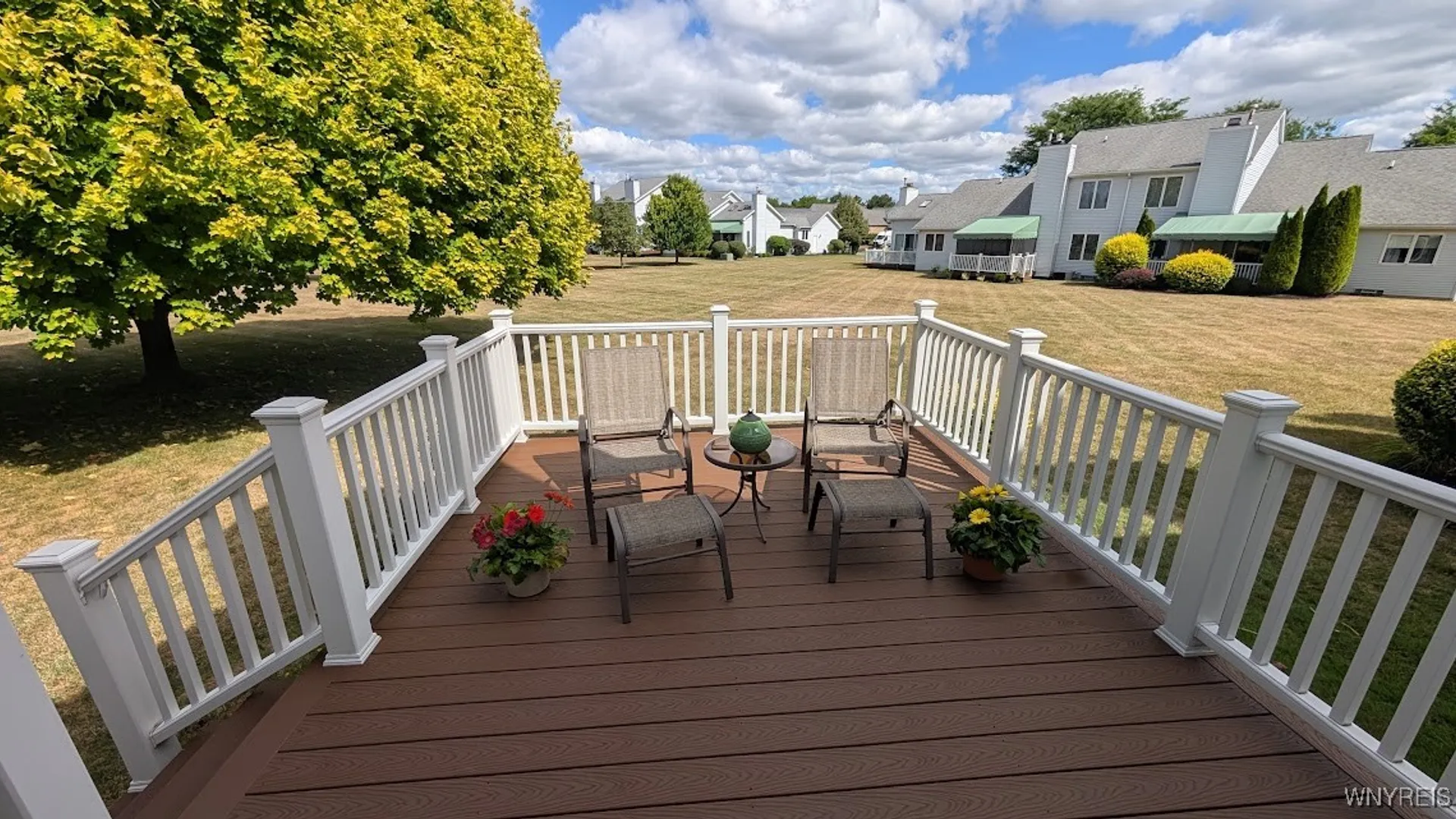 Property at 165 Niagara Shore Drive, Tonawanda, NY 14150 4