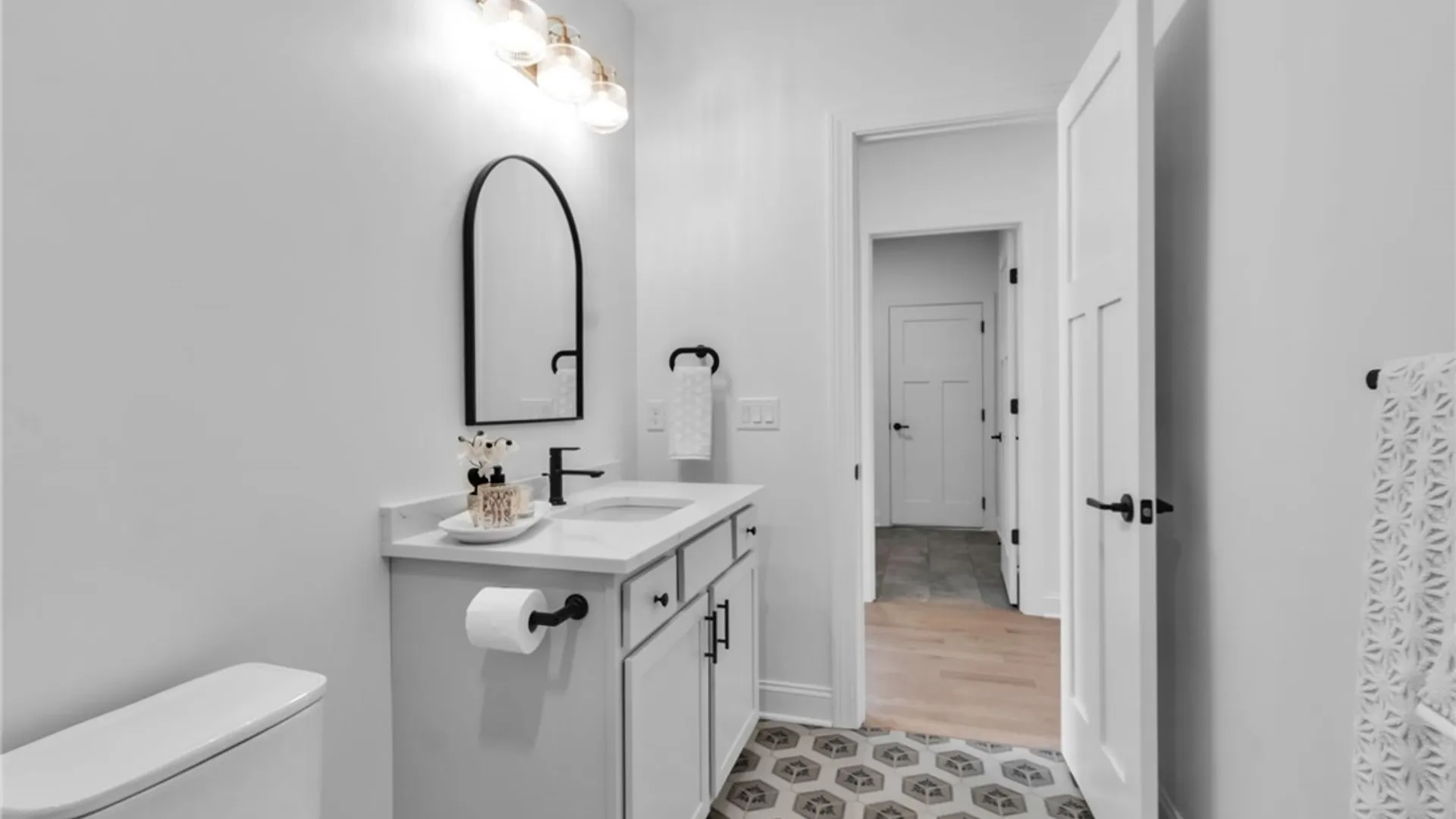 Property at 8 Birch Lane, Amherst, NY 14221 22