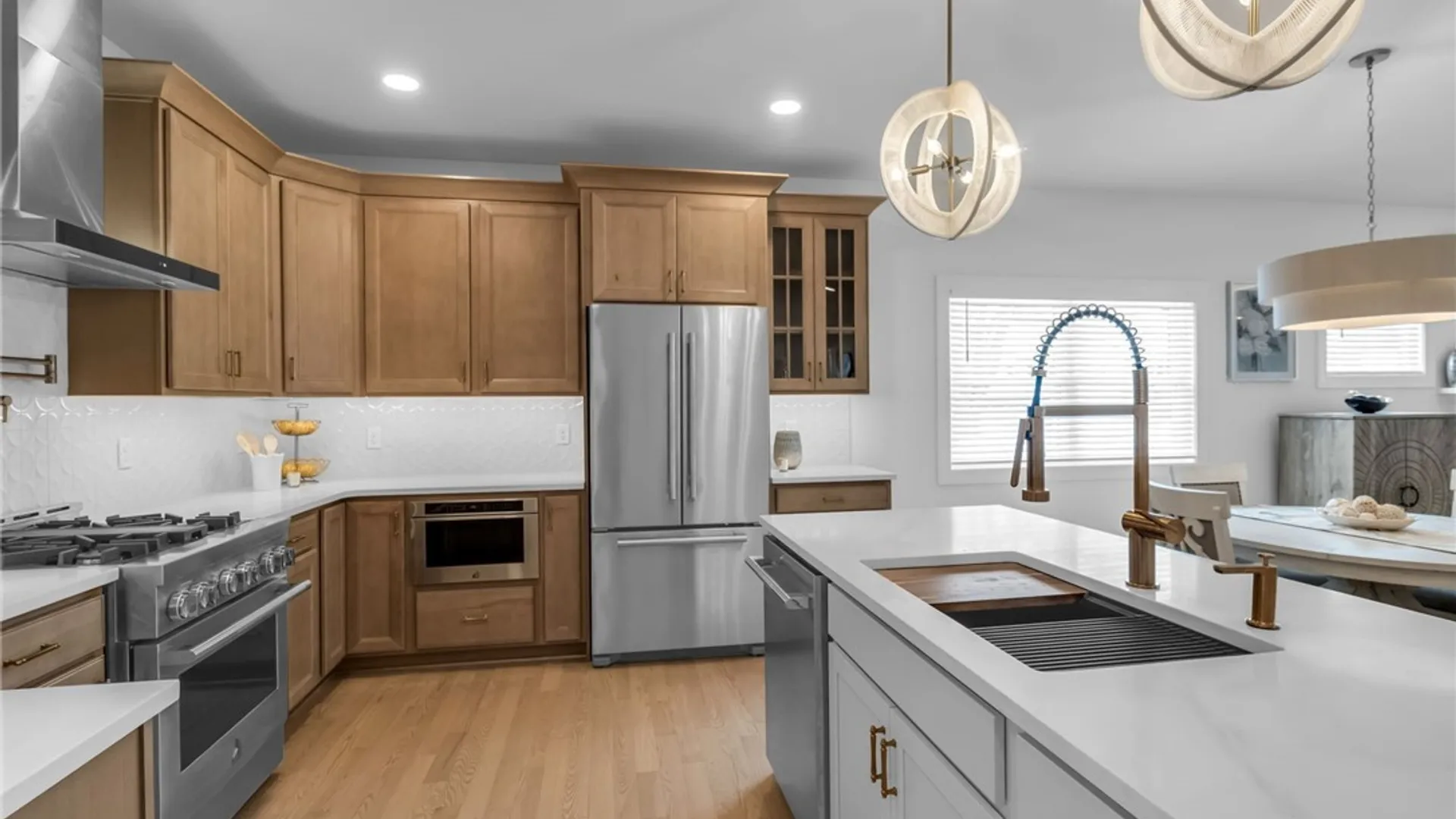 Property at 8 Birch Lane, Amherst, NY 14221 6