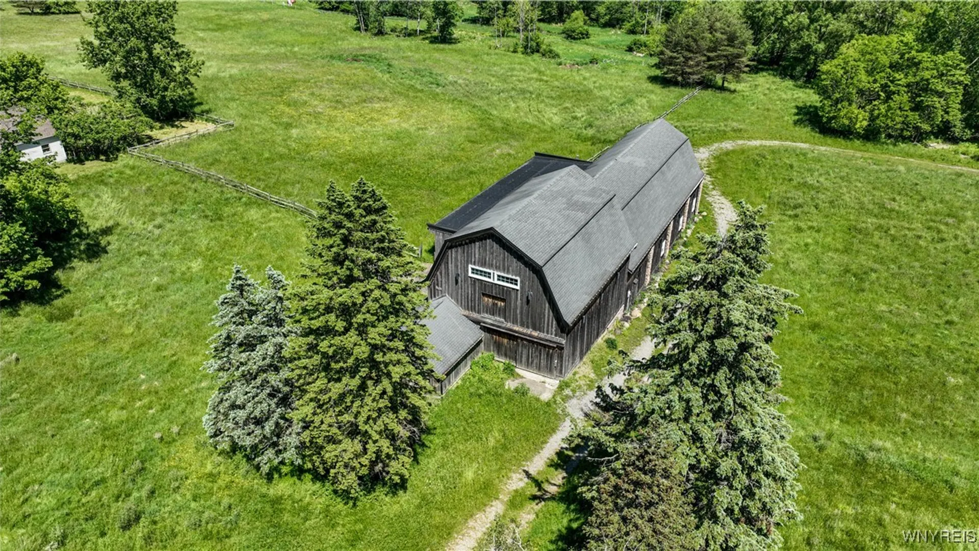 Property at 976 Davis Road, Aurora, NY 14052 10