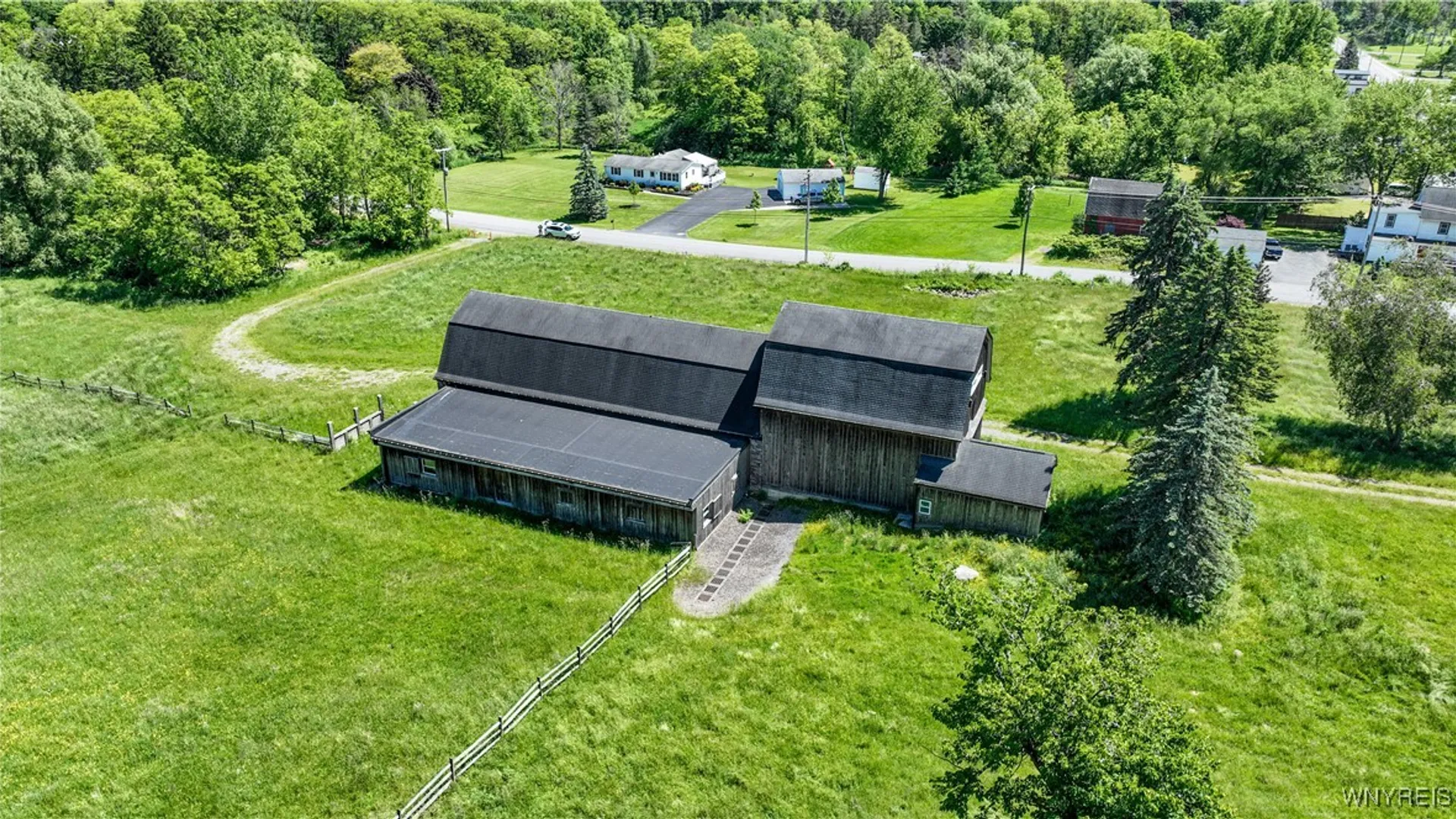 Property at 976 Davis Road, Aurora, NY 14052 16