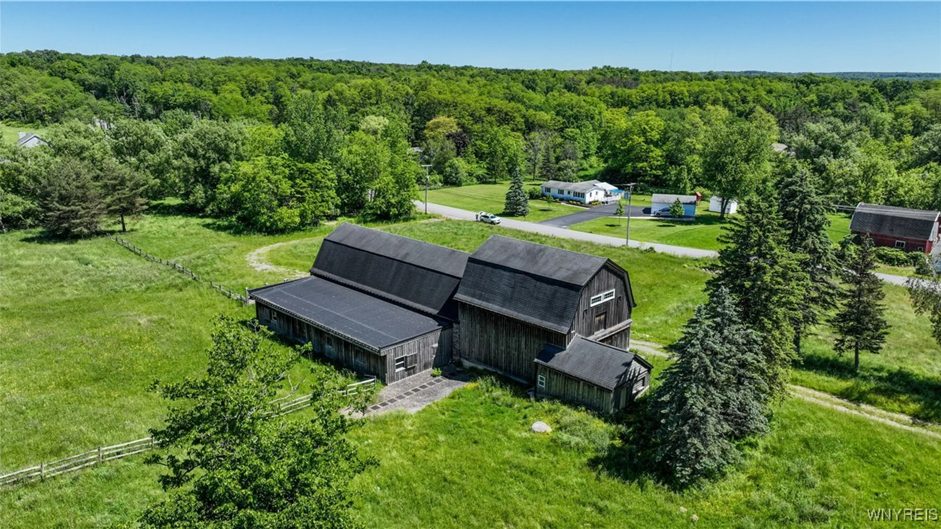 Property at 976 Davis Road, Aurora, NY 14052 18