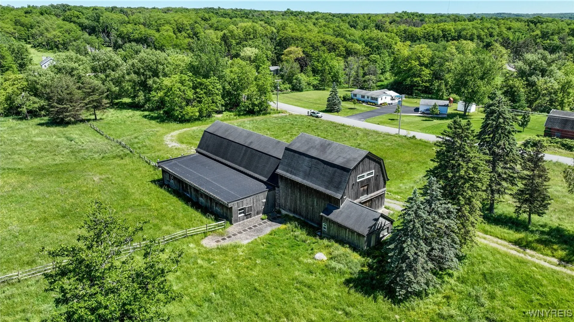 Property at 976 Davis Road, Aurora, NY 14052 19