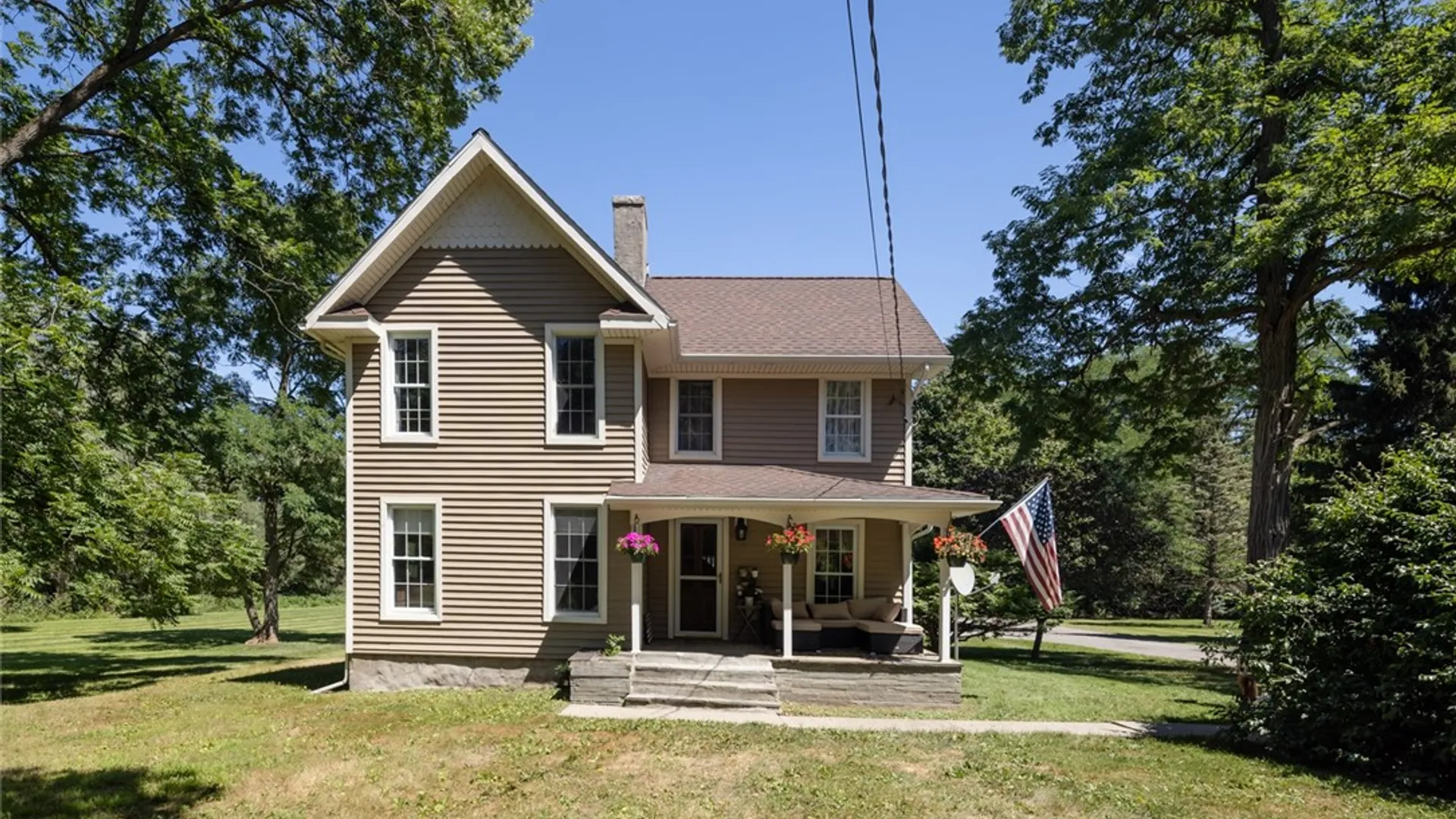Property at 200 Wyoming Street, Warsaw, NY 14569 3