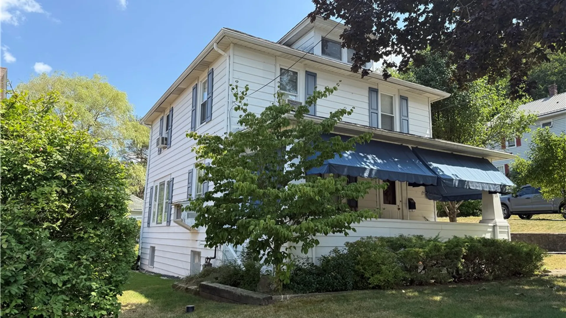 Property at 71 Oxford Street, Bradford City, PA 16701 2