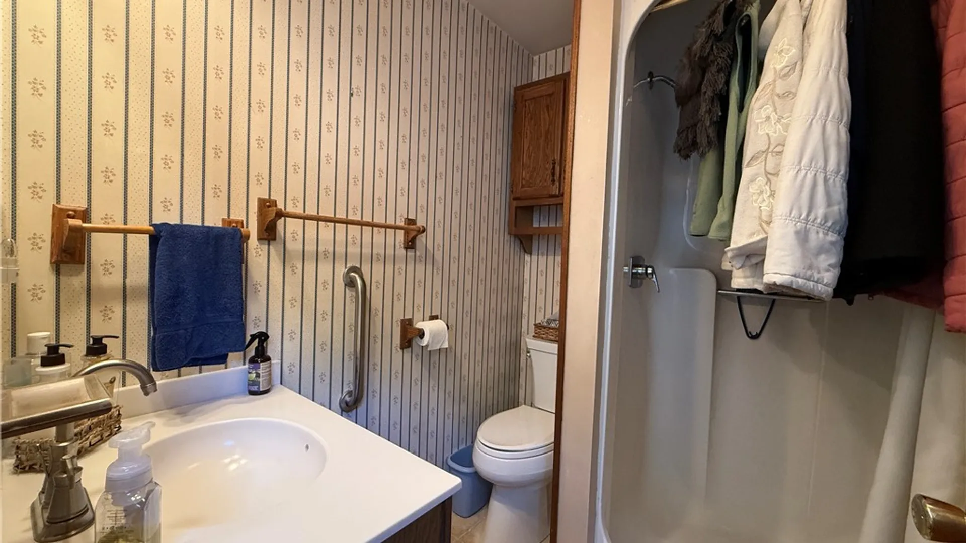 Property at 71 Oxford Street, Bradford City, PA 16701 21