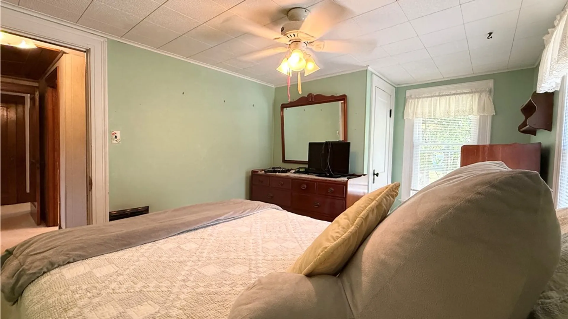 Property at 71 Oxford Street, Bradford City, PA 16701 24