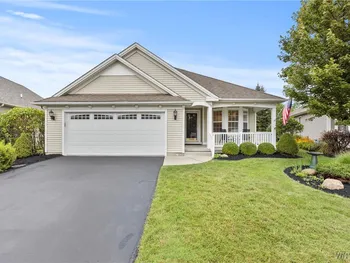 Property at 148 Parwood Trail, Cheektowaga, NY 14043