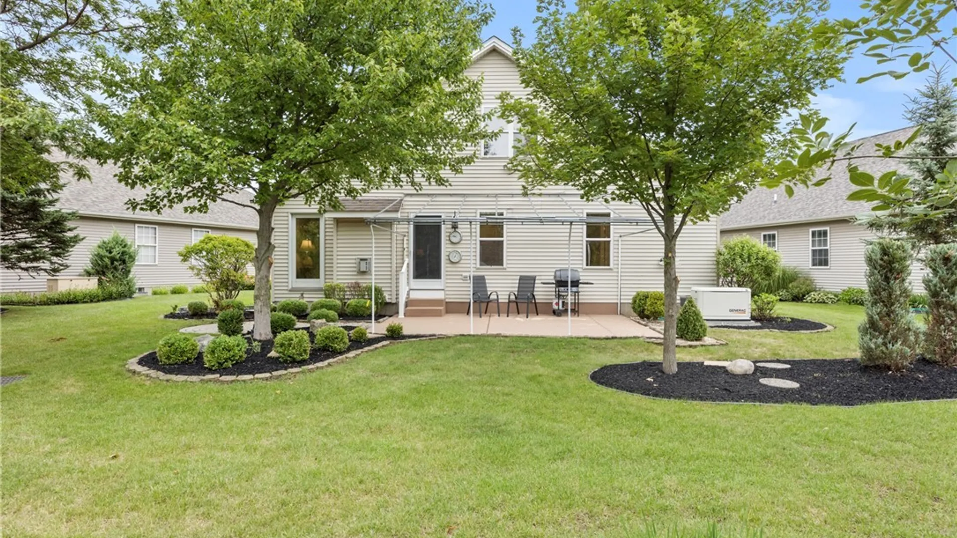 Property at 148 Parwood Trail, Cheektowaga, NY 14043 8