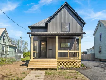 Property at 339 Bank Street, Albion, NY 14411