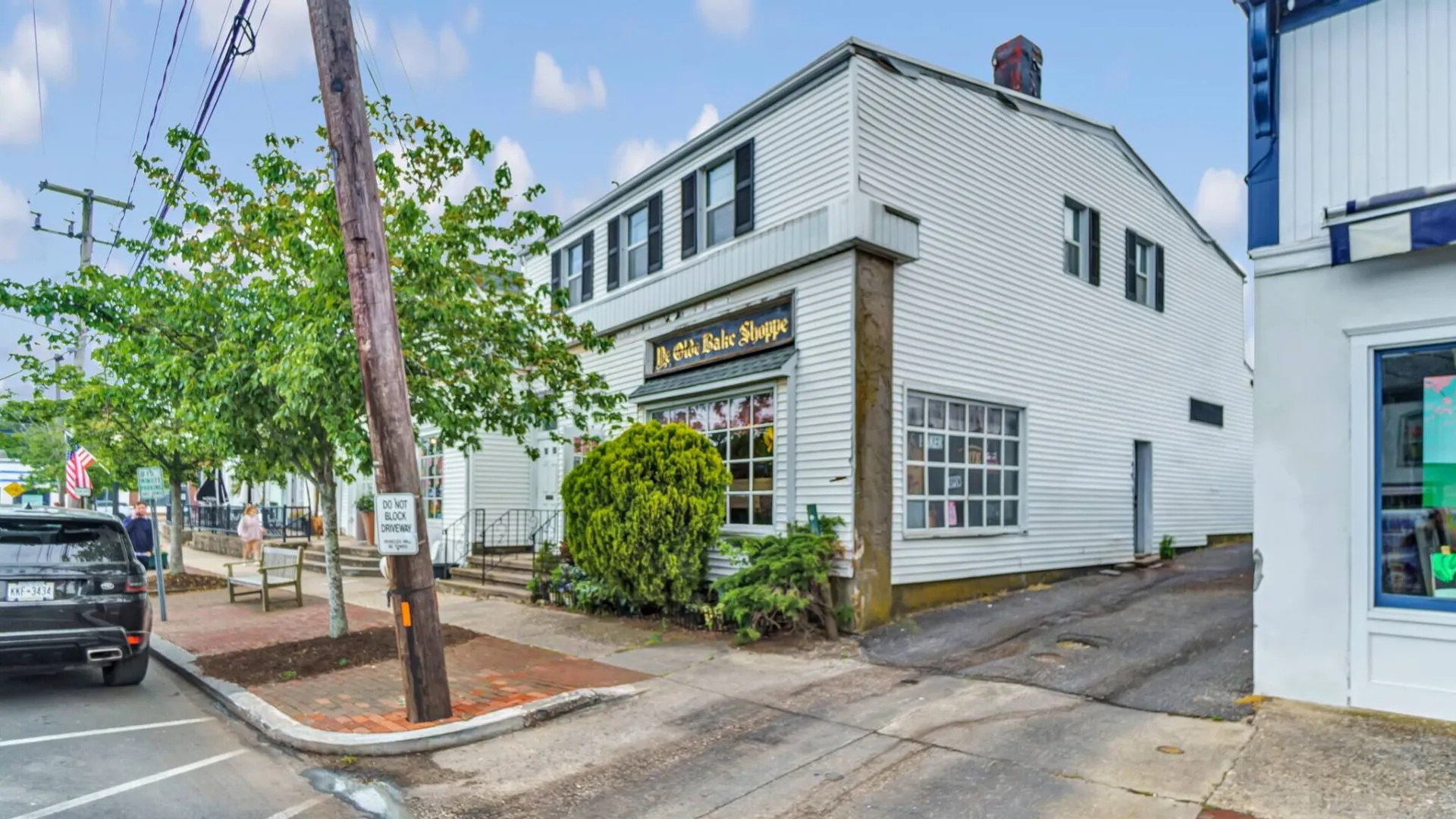 Property at 9 Hill Street, Southampton, NY 11968 16