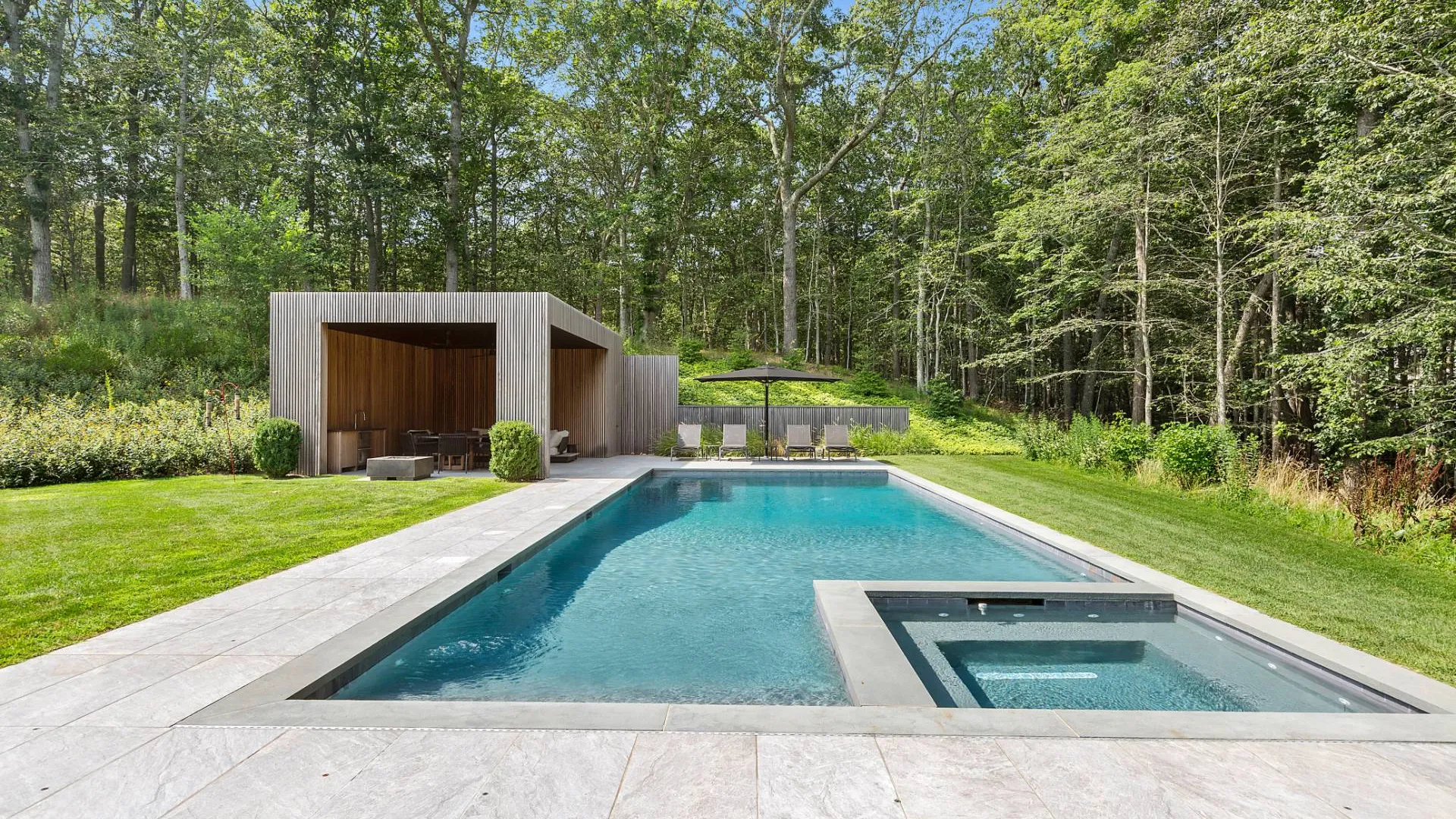 Property at 7 Ashwood Court, Amagansett, NY 11930 4