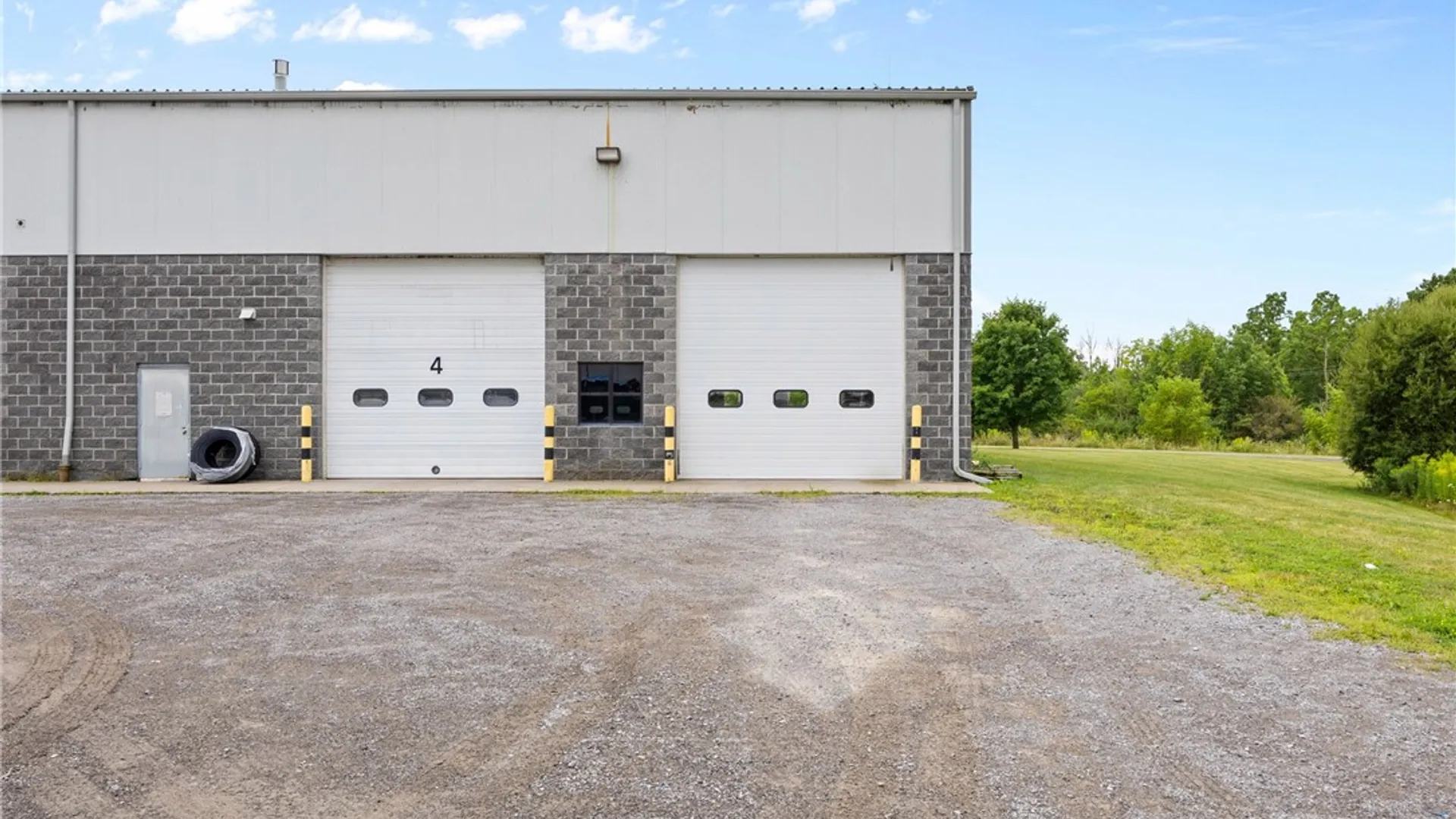 Property at 2926 Lakeville Road, Avon, NY 14414 4