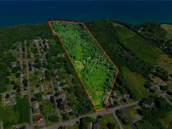 468 Lake Shore Drive, Dunkirk, NY 14048