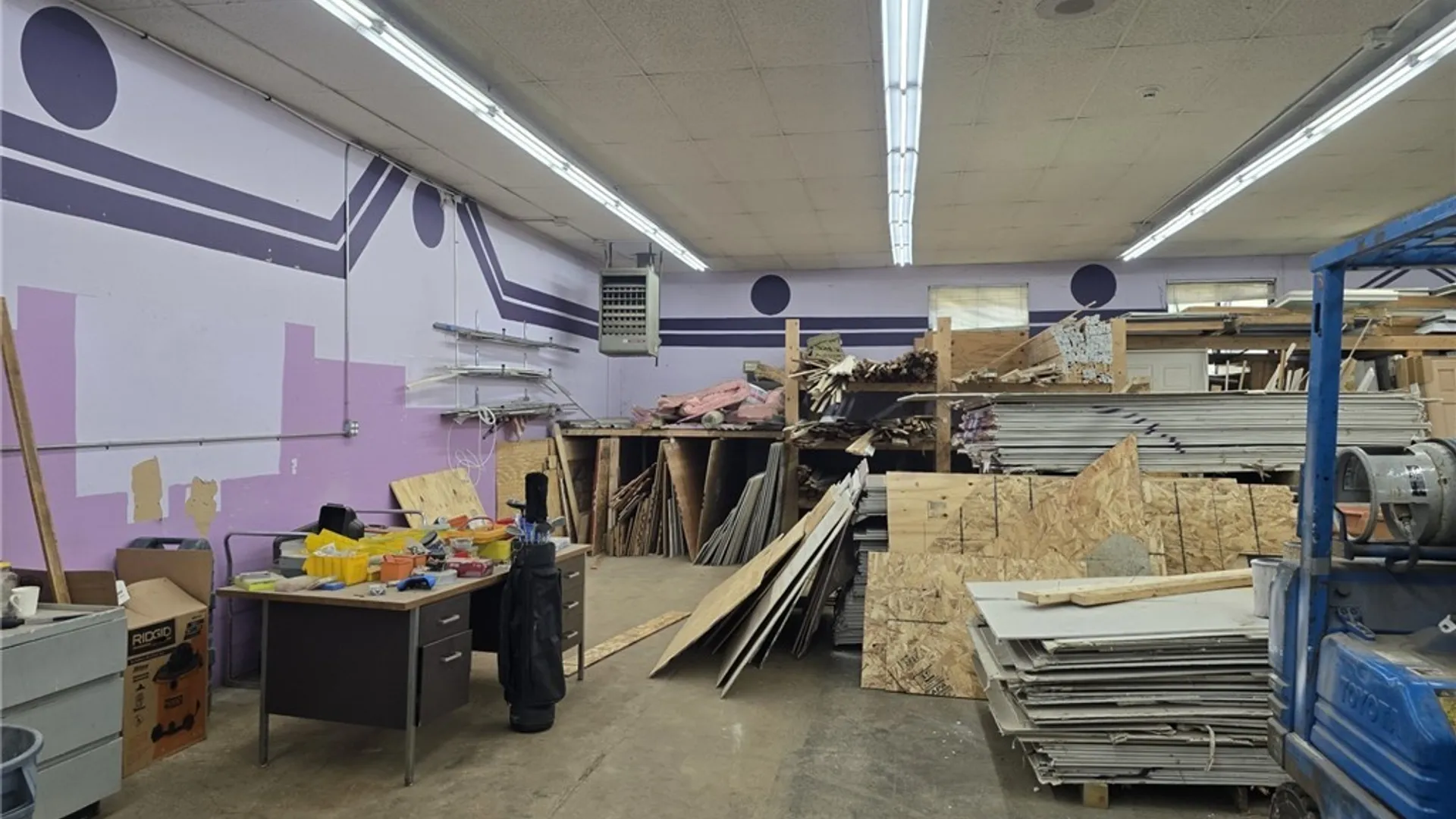 Property at 2103 Mackenna Avenue, Niagara Falls, NY 14303 17