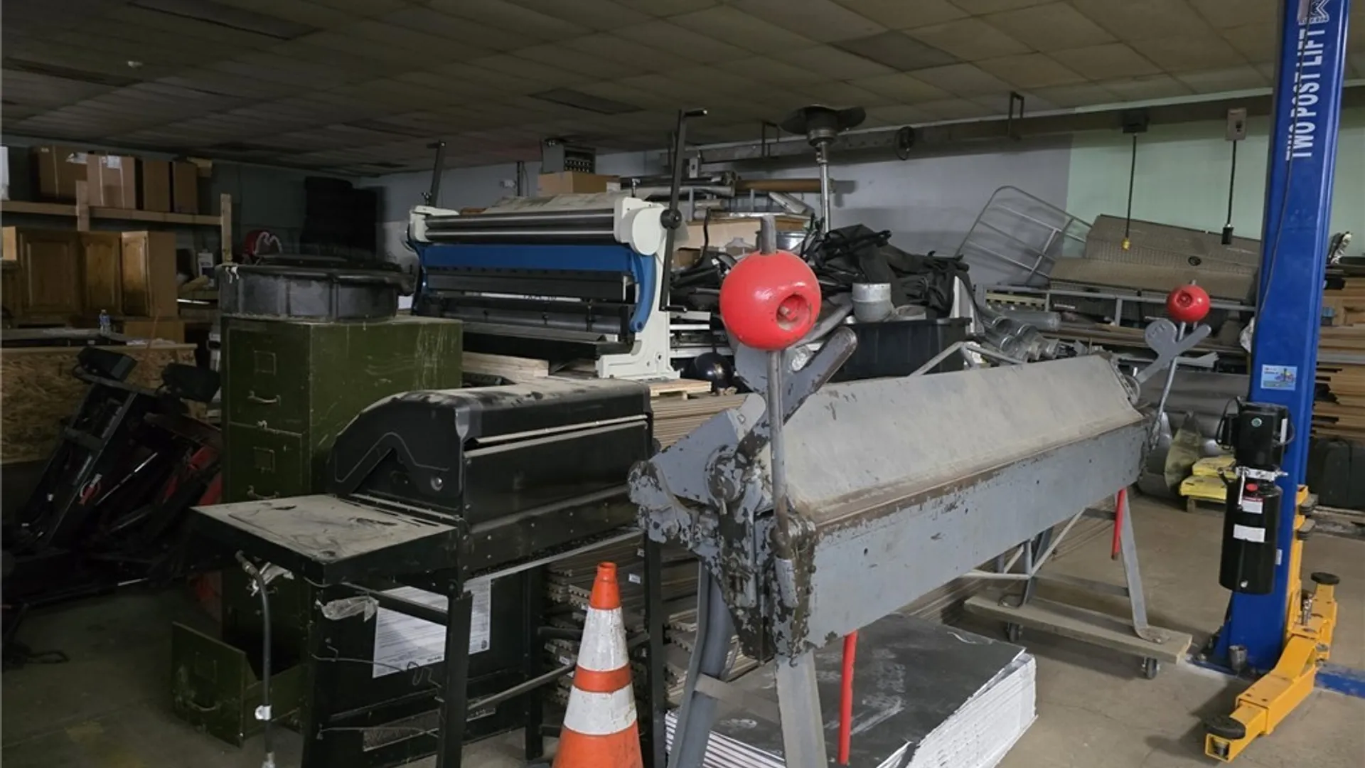 Property at 2103 Mackenna Avenue, Niagara Falls, NY 14303 21