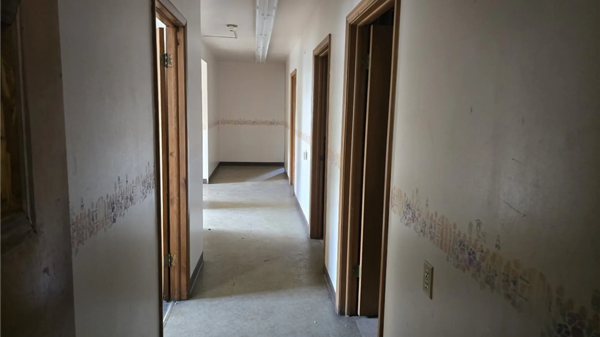 Property at 2103 Mackenna Avenue, Niagara Falls, NY 14303 30