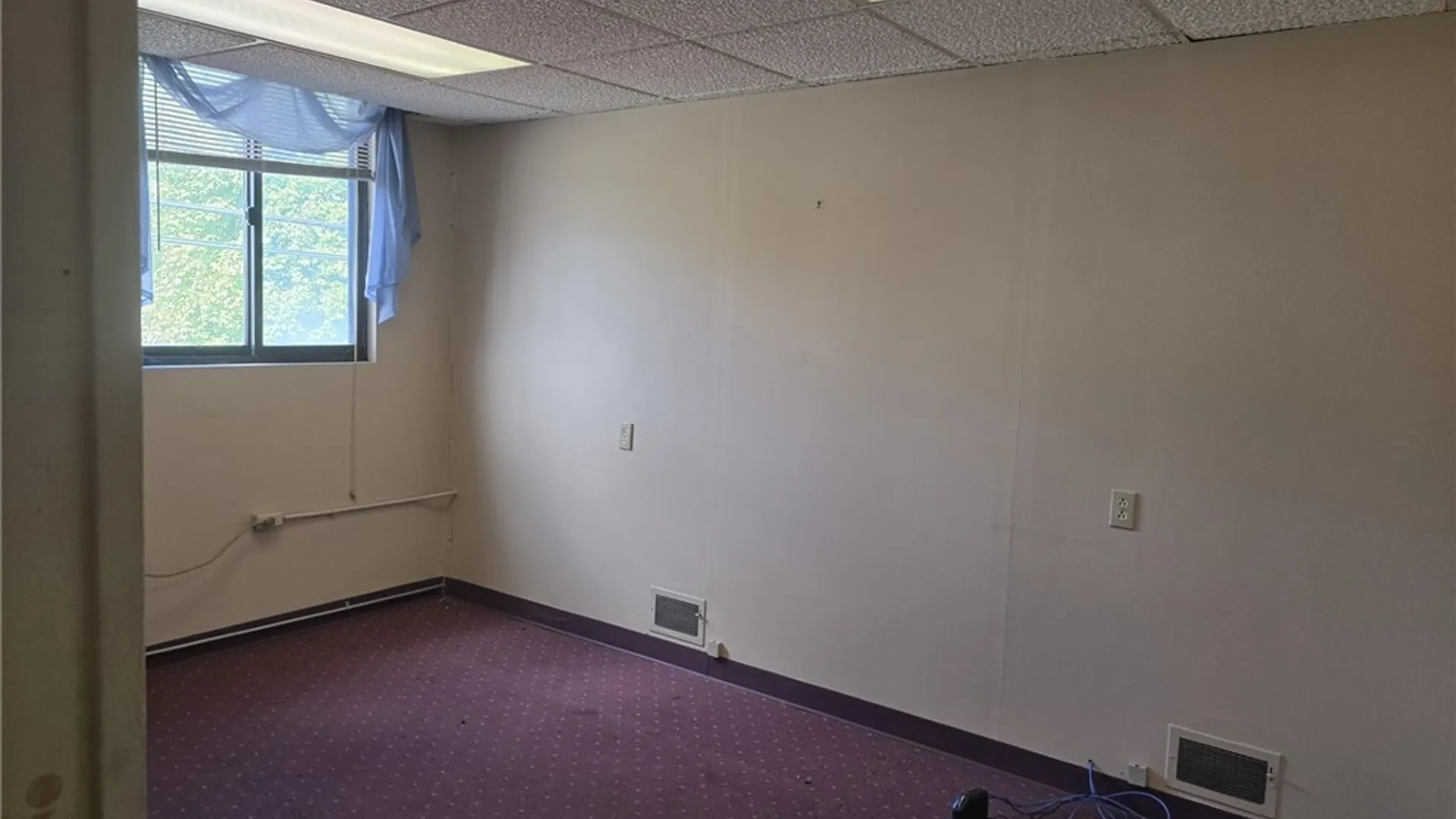 Property at 2103 Mackenna Avenue, Niagara Falls, NY 14303 36