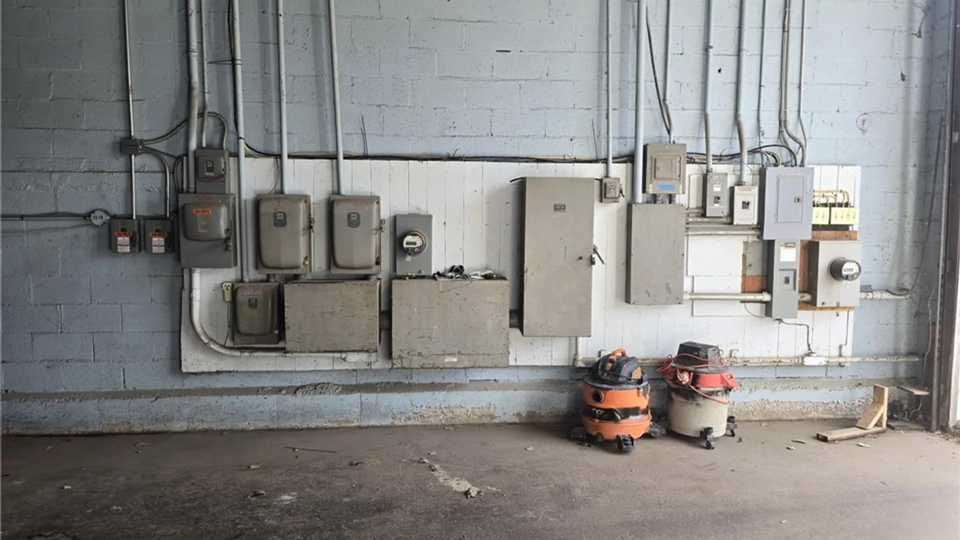 Property at 2103 Mackenna Avenue, Niagara Falls, NY 14303 43