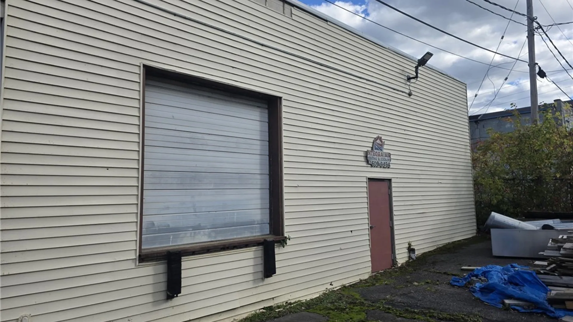 Property at 2103 Mackenna Avenue, Niagara Falls, NY 14303 9