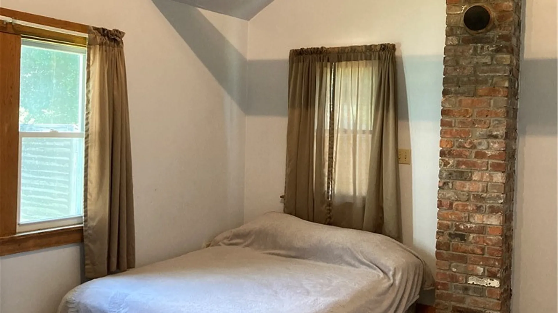 Property at 21 College Street, Buffalo, NY 14201 13