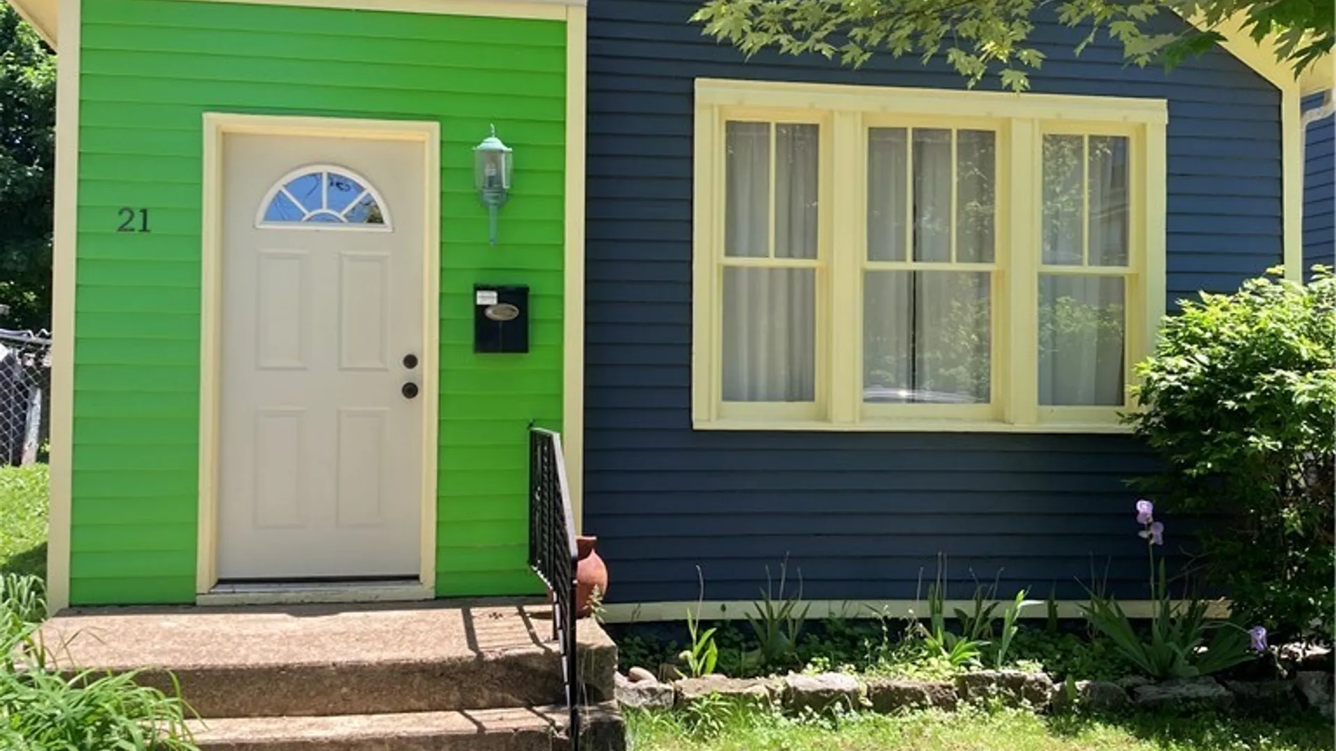 Property at 21 College Street, Buffalo, NY 14201 2