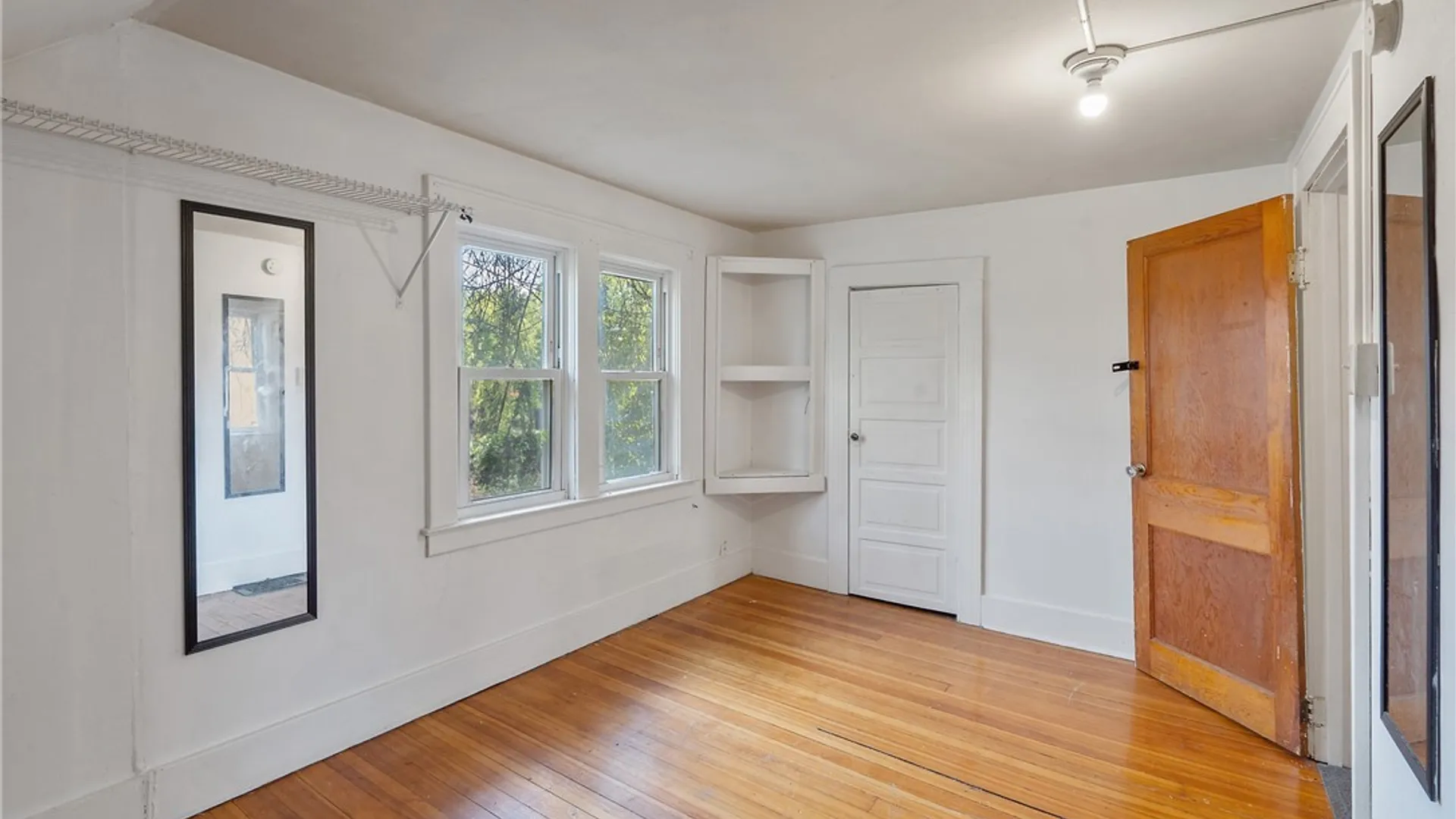 Property at 518 Brighton Ave, Syracuse, NY 13210 16