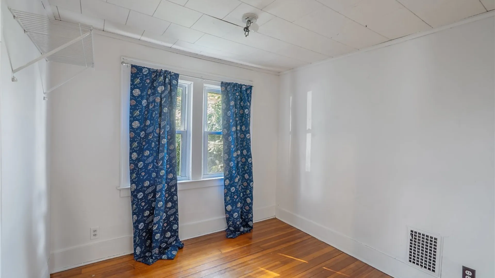 Property at 518 Brighton Ave, Syracuse, NY 13210 17