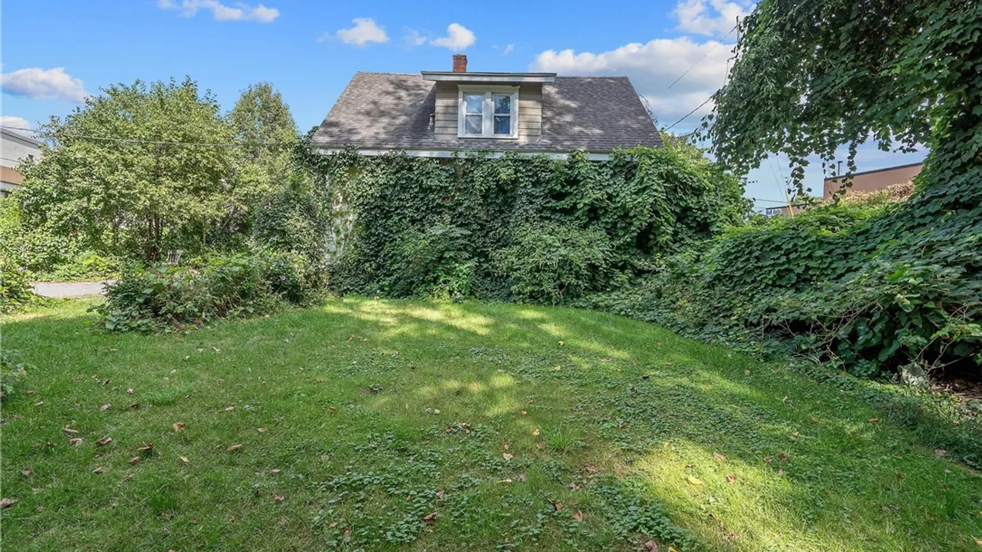 Property at 518 Brighton Ave, Syracuse, NY 13210 21