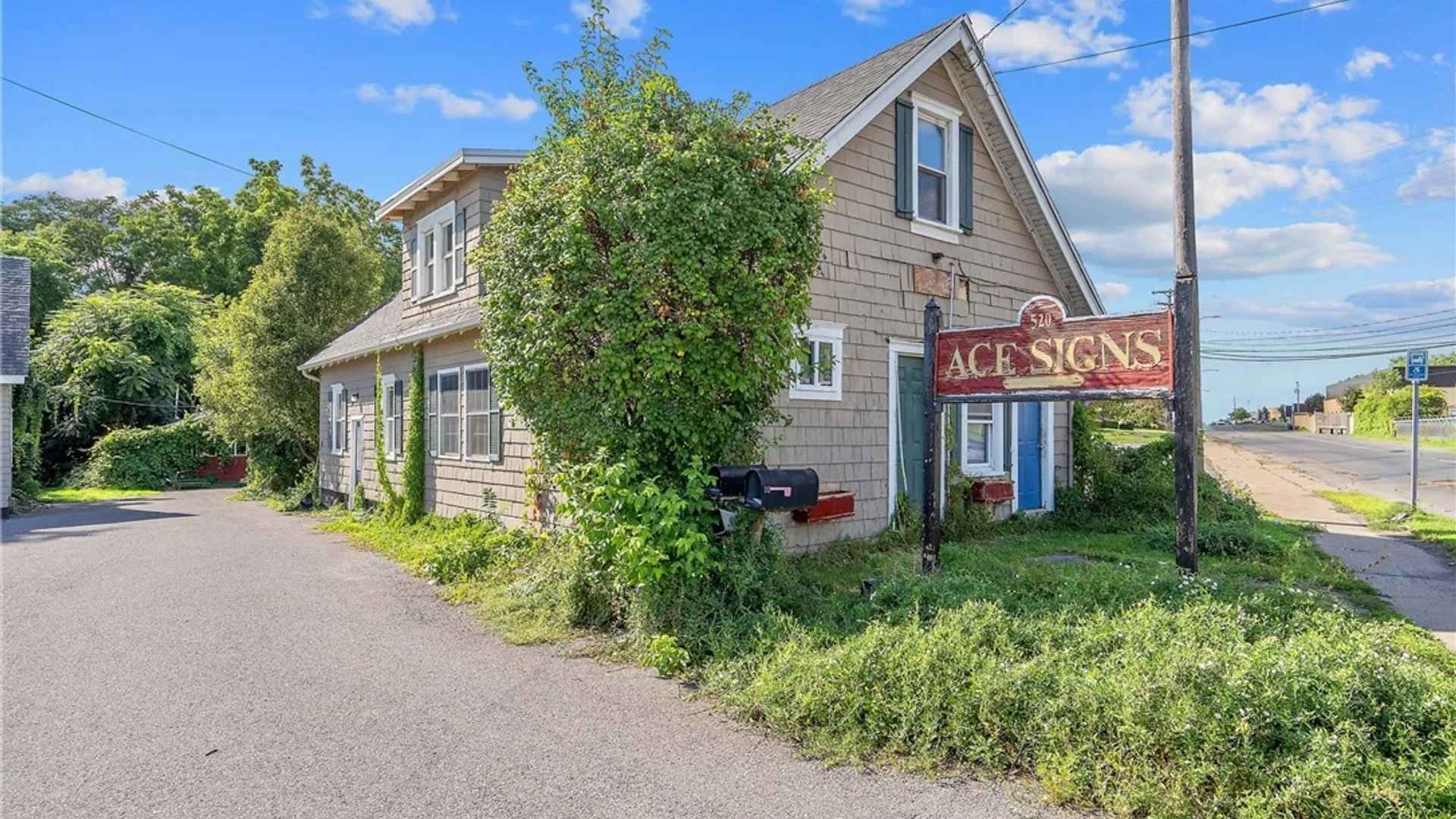 Property at 518 Brighton Ave, Syracuse, NY 13210 27