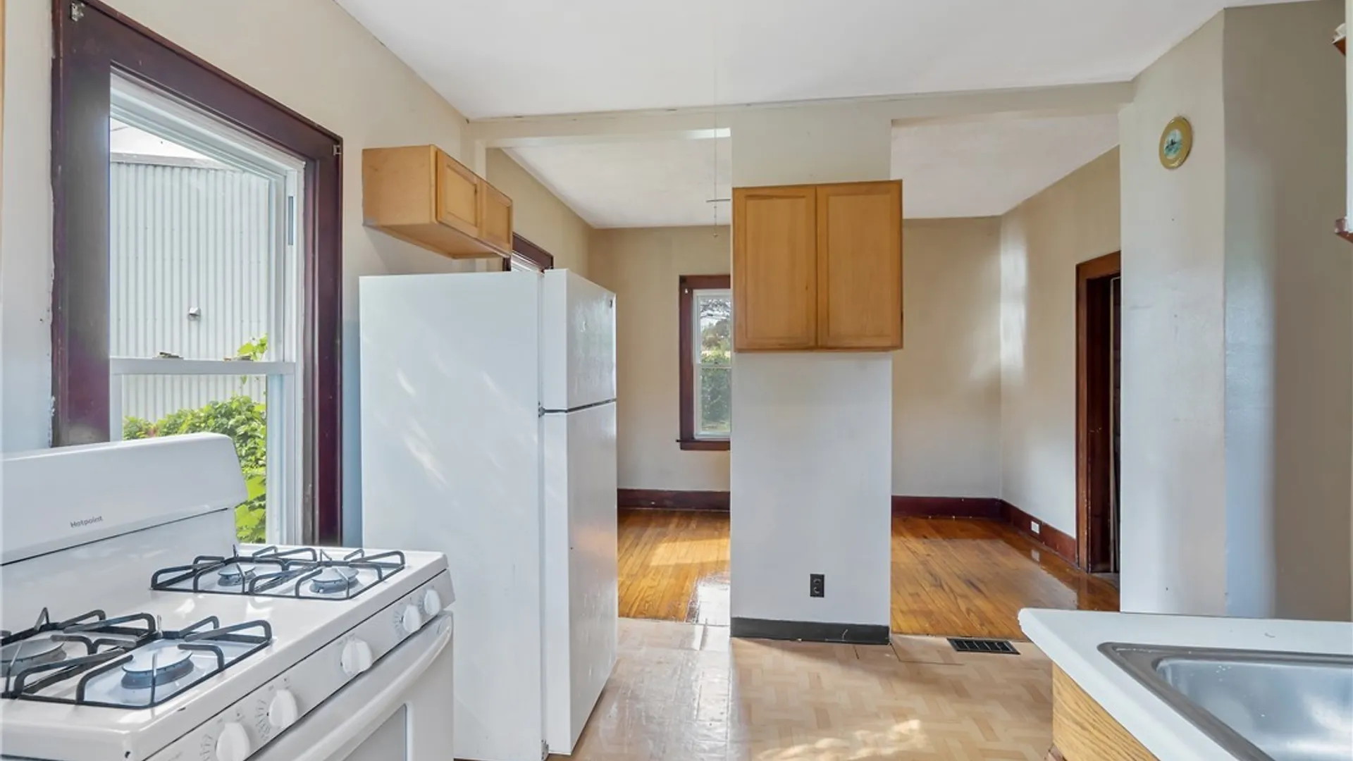 Property at 518 Brighton Ave, Syracuse, NY 13210 30