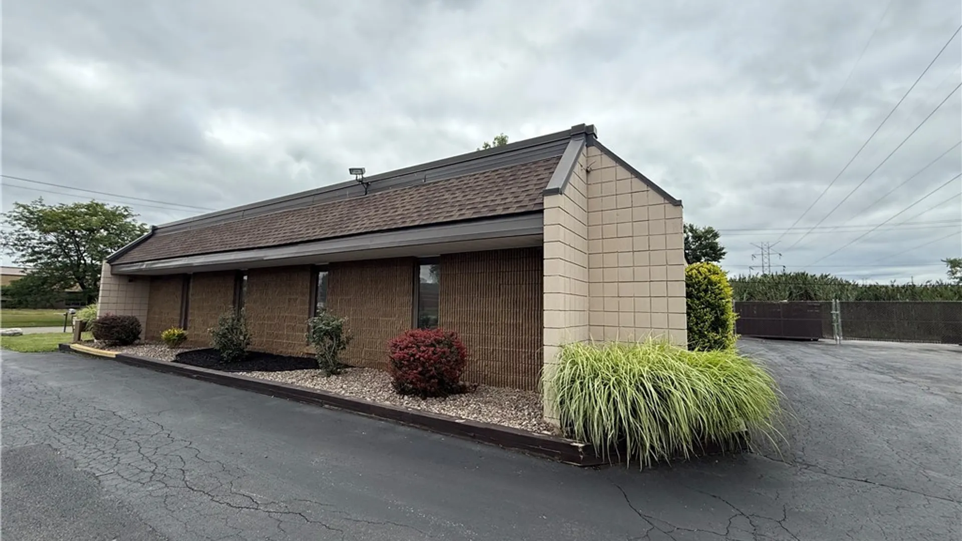 Property at 51 America Drive, West Seneca, NY 14224 3