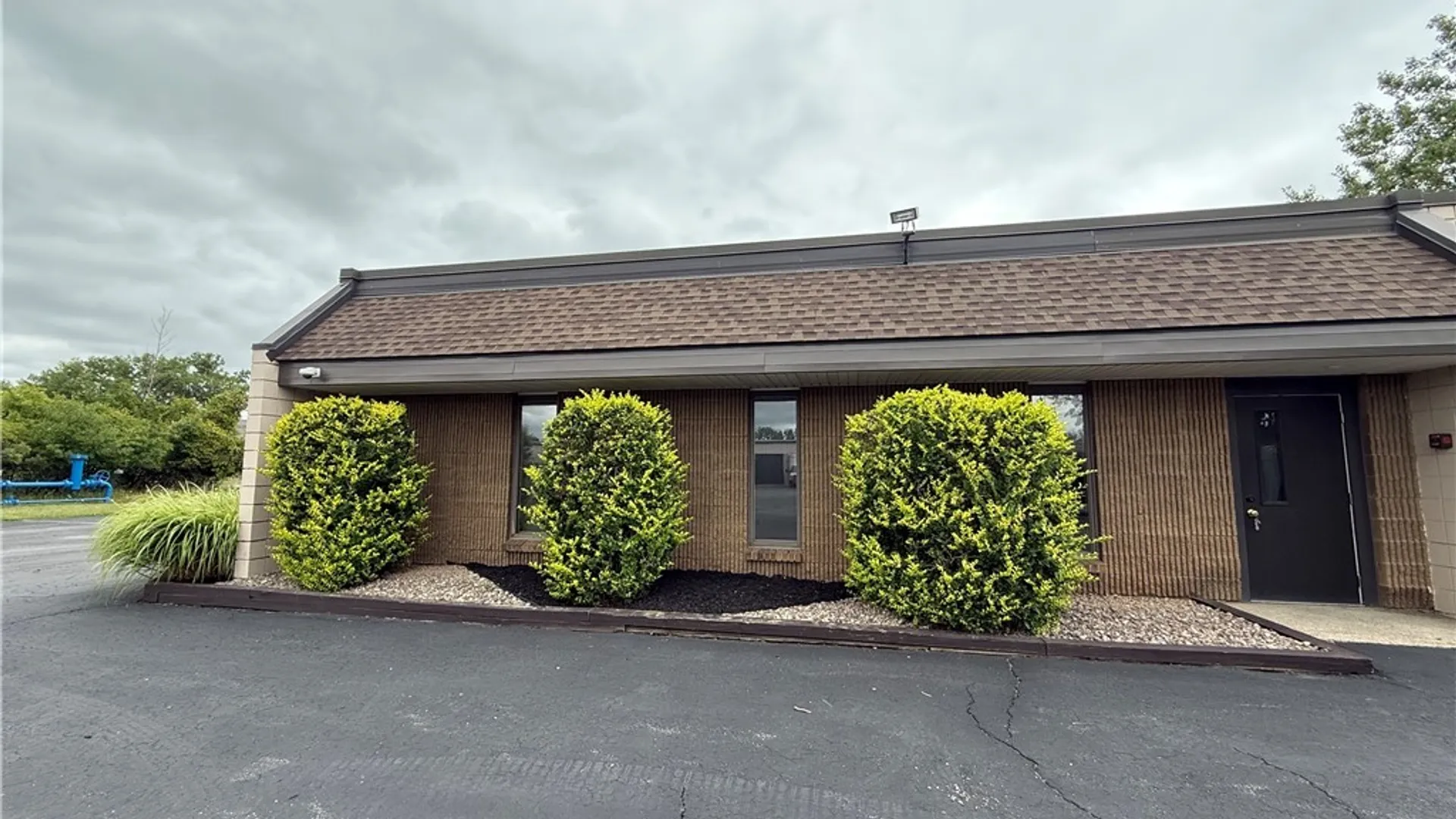 Property at 51 America Drive, West Seneca, NY 14224 4