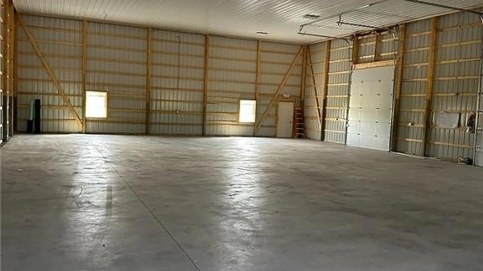 Property at 9367 County Rd, Clarence, NY 14032 14