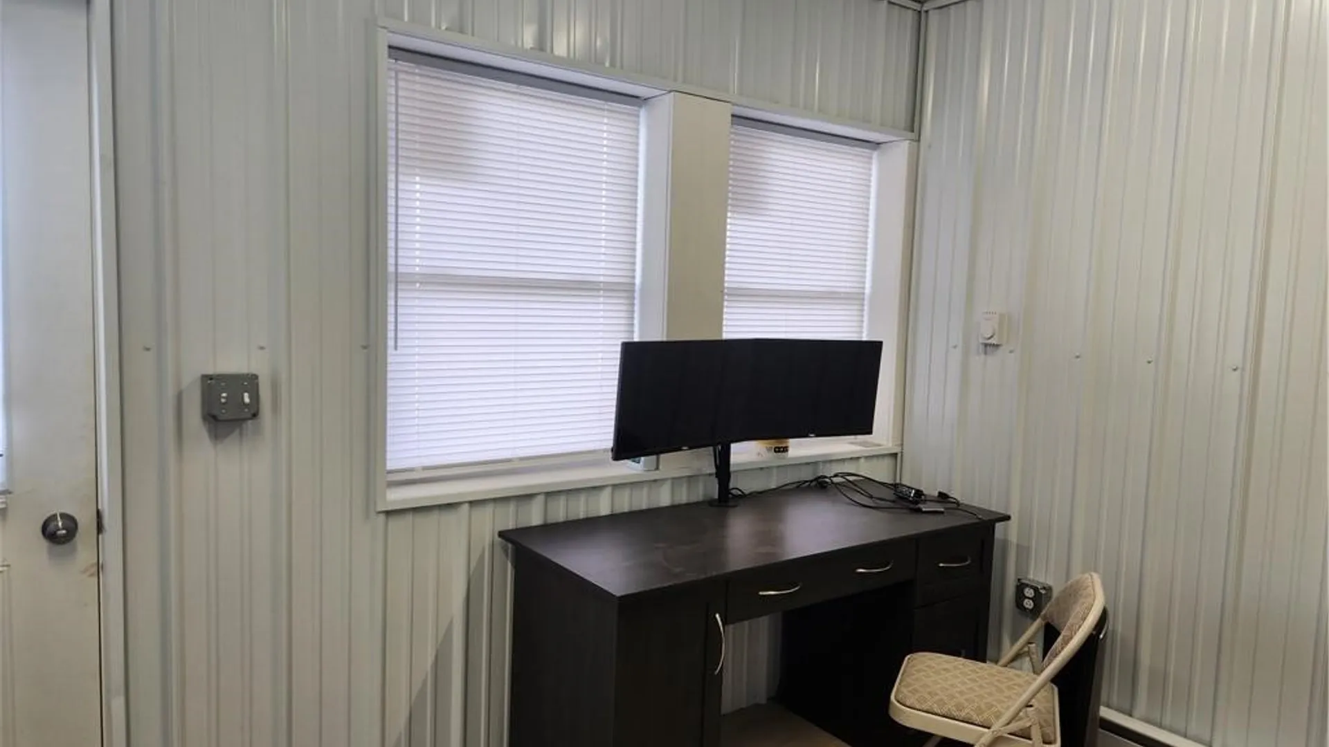 Property at 9367 County Rd, Clarence, NY 14032 15