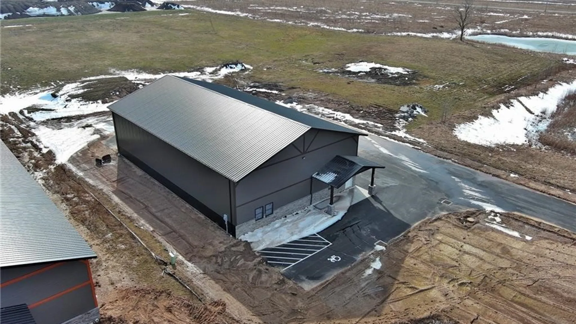 Property at 9367 County Rd, Clarence, NY 14032 5