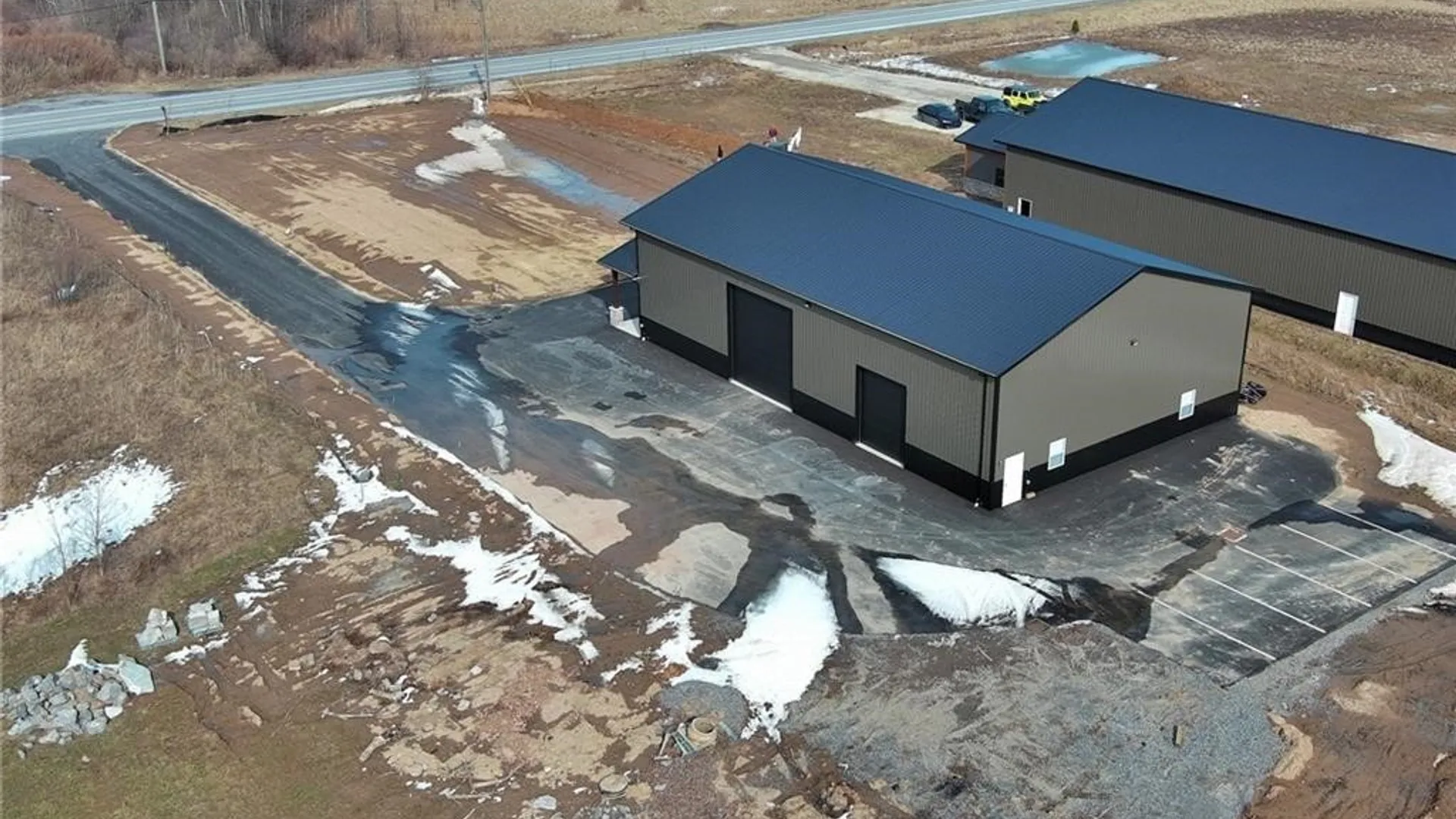 Property at 9367 County Rd, Clarence, NY 14032 8