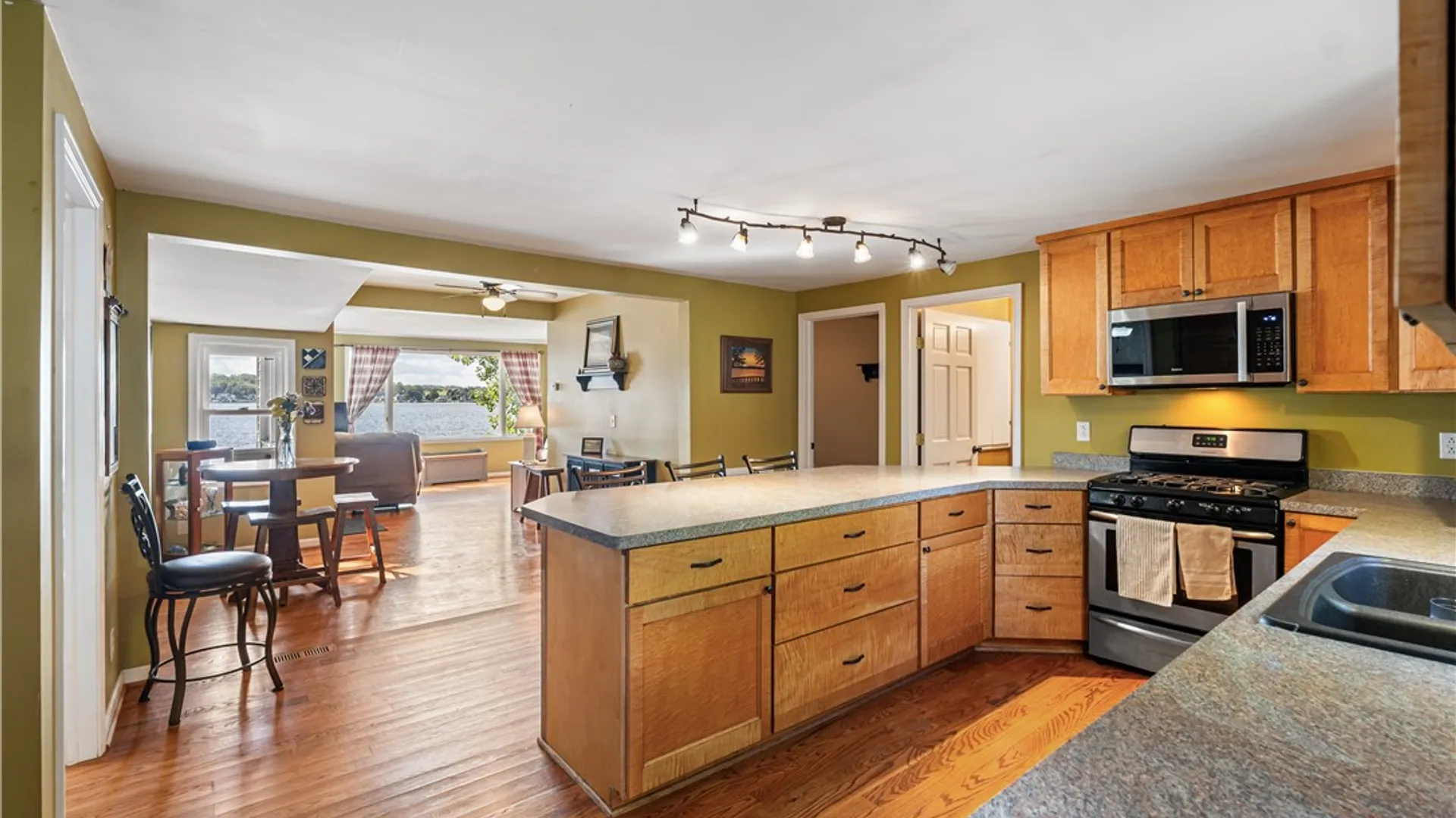 Property at 6182 Wilkins Tract, Livonia, NY 14487 5