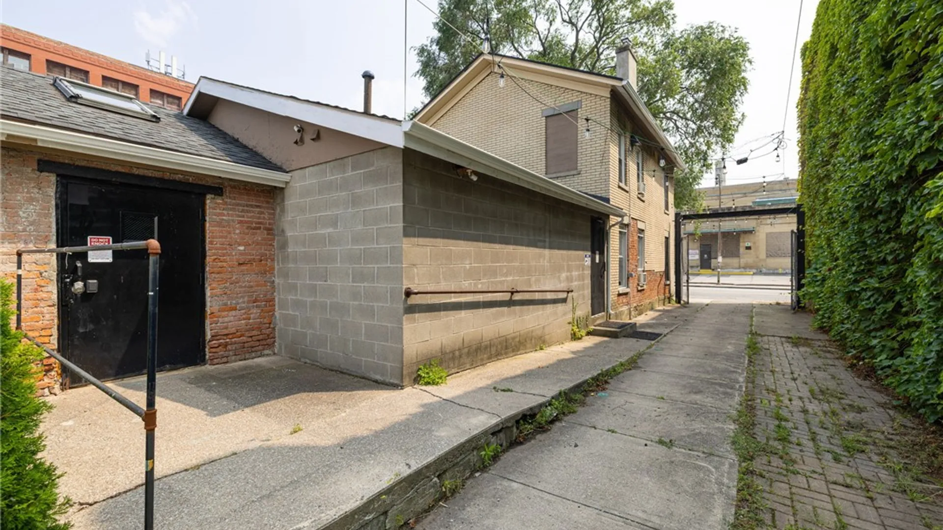 Property at 416 Central Avenue, Rochester, NY 14605 11