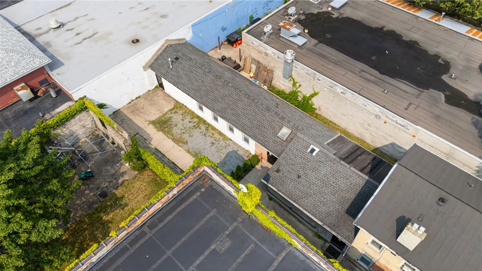 Property at 416 Central Avenue, Rochester, NY 14605 7